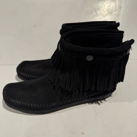 Minnetonka Black Suede Fringe Boots Size 9 - Picture 8 of 14